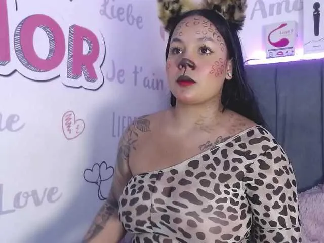 Live sex webcam photo for emilyqueen3xx #291433626