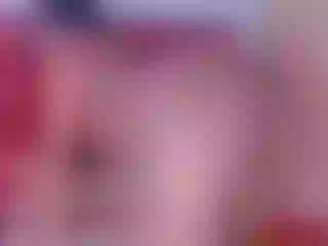 Live sex webcam photo for emilyrouss19 #275609856