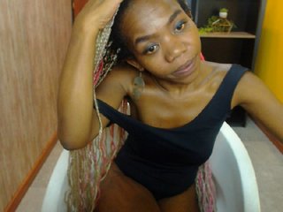 Live sex webcam photo for Emma-brown #183179771