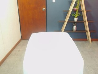 Live sex webcam photo for Emma-brown #183624672