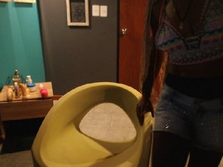 Live sex webcam photo for Emma-brown #184588197