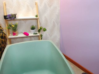 Live sex webcam photo for Emma-brown #185890267