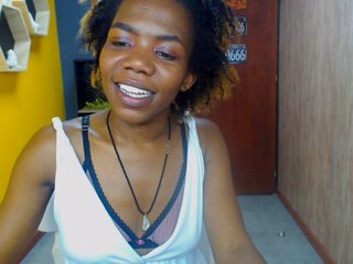 Live sex webcam photo for Emma-brown #187075095