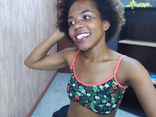 Live sex webcam photo for Emma-brown #190831708