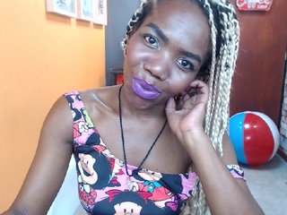 Live sex webcam photo for Emma-brown #192533893