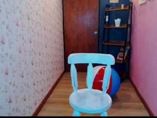 Live sex webcam photo for Emma-brown #192688669