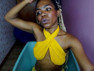 Live sex webcam photo for Emma-brown #193021671