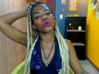 Live sex webcam photo for Emma-brown #193113935