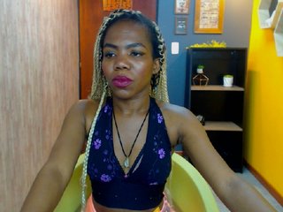 Live sex webcam photo for Emma-brown #193116427