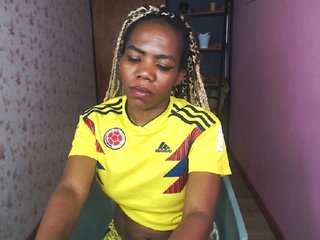 Live sex webcam photo for Emma-brown #193149771