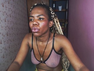 Live sex webcam photo for Emma-brown #193175126