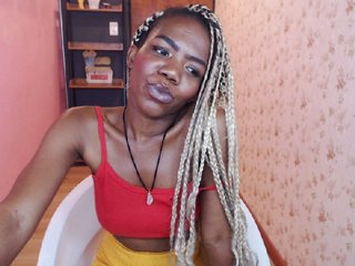 Live sex webcam photo for Emma-brown #194557561