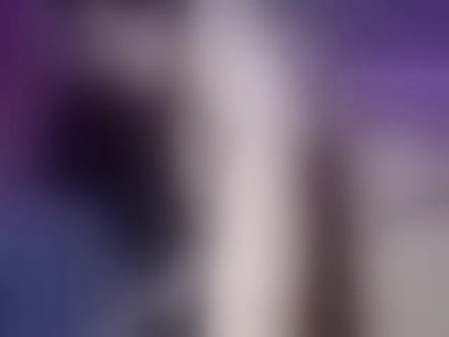 Live sex webcam photo for emma-hoot1 #292695623