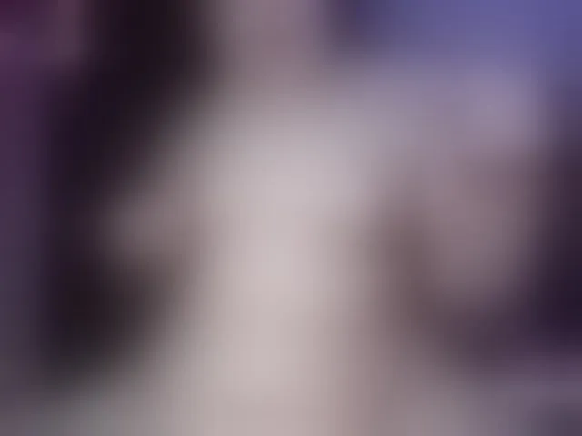 Live sex webcam photo for emma-hoot1 #293308664