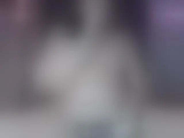 Live sex webcam photo for emma-hoot1 #293932855