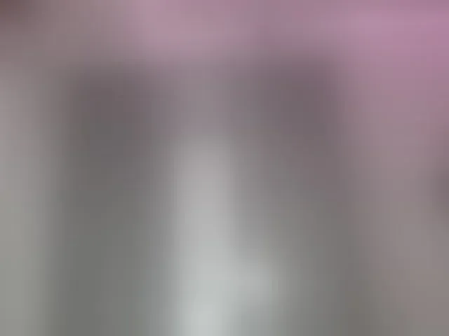 Live sex webcam photo for emma-hoot1 #294066947