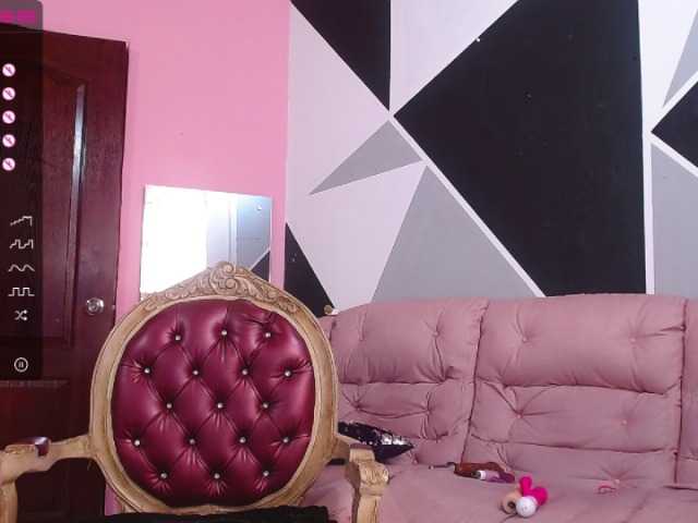 Live sex webcam photo for emma-lo #271724265