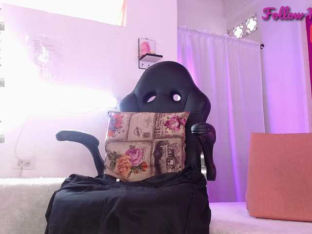 Live sex webcam photo for emma-lo #273638890