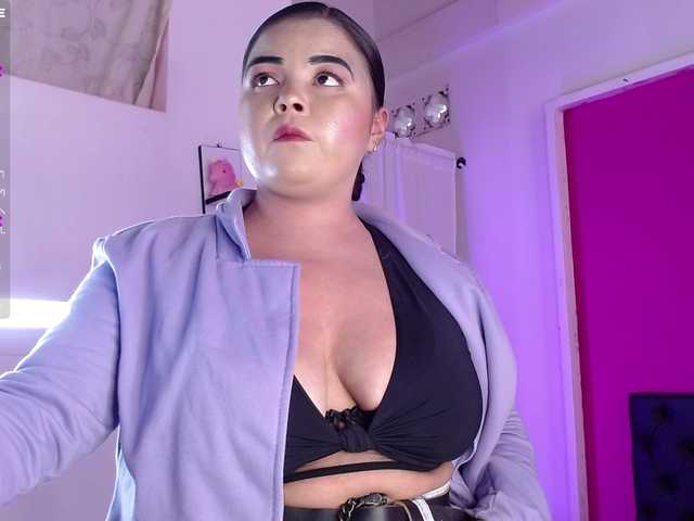 Live sex webcam photo for emma-lo #273711682