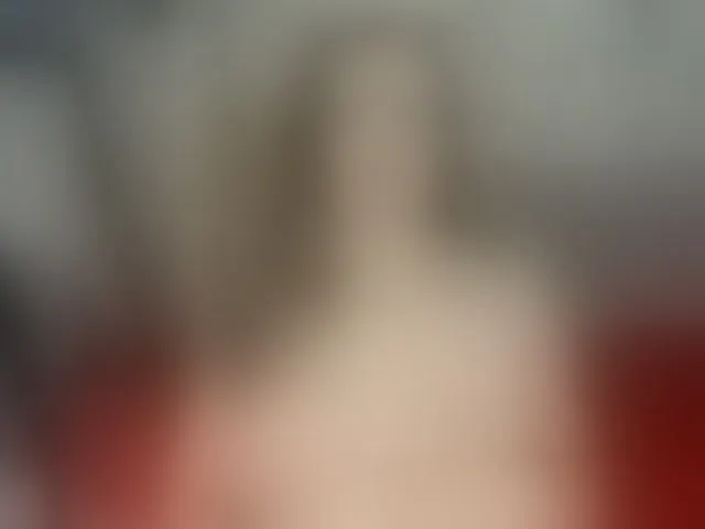 Live sex webcam photo for emma-muller10 #289477906