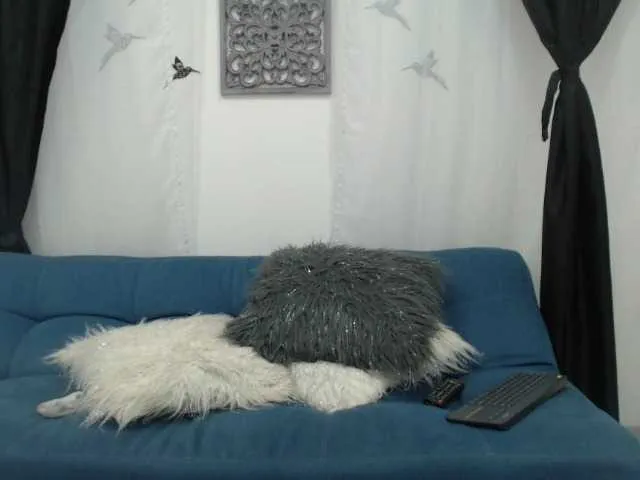 Live sex webcam photo for emma-ruby #273031596