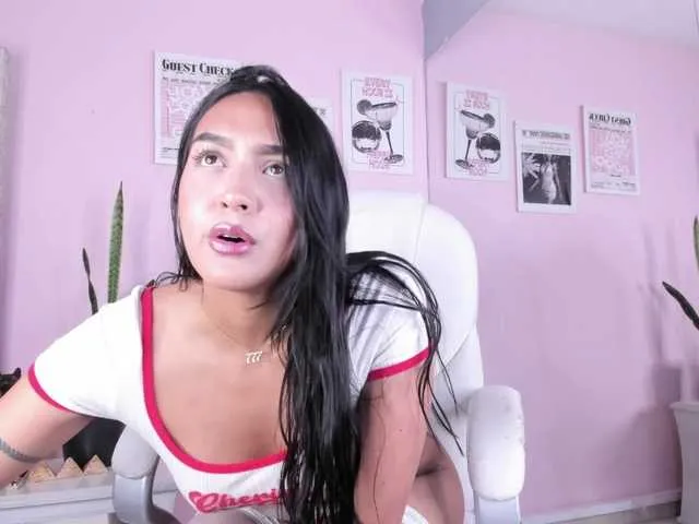 Live sex webcam photo for emmabruns #291333462