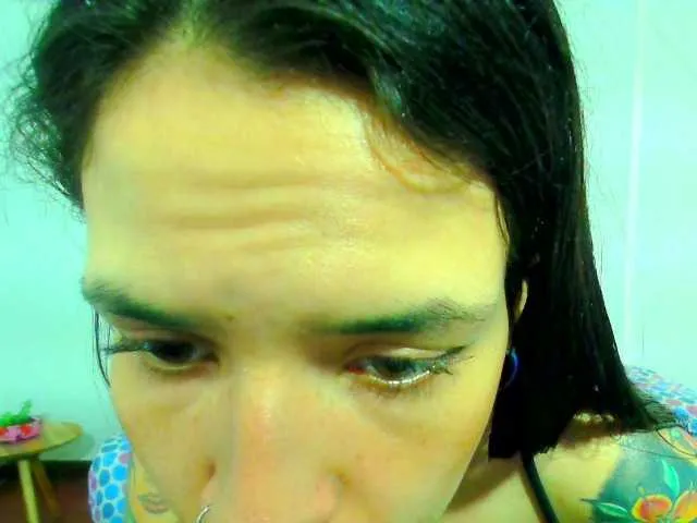 Live sex webcam photo for emmaherby1 #274669221