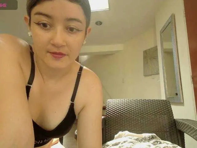 Live sex webcam photo for emmaherby1 #292699687