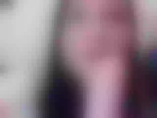 Live sex webcam photo for emmaluna #272579830