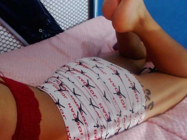 Live sex webcam photo for emmyqueenthx #273018781