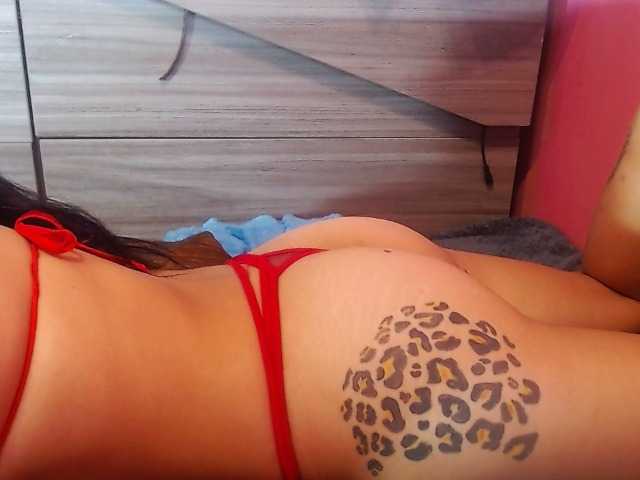 Live sex webcam photo for emmyqueenthx #274023993