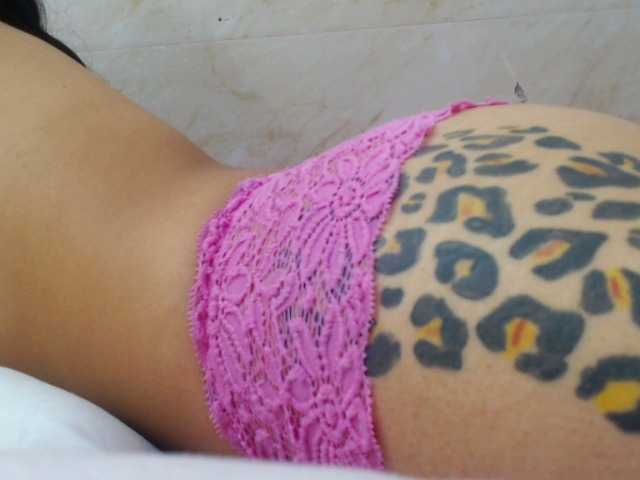 Live sex webcam photo for emmyqueenthx #274474445