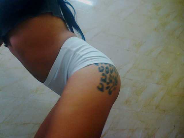 Live sex webcam photo for emmyqueenthx #274596135