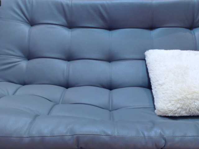 Live sex webcam photo for emmyy-fox #275925000