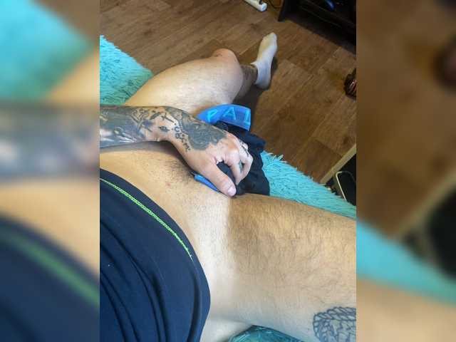 Live sex webcam photo for emoboy34 #273823580