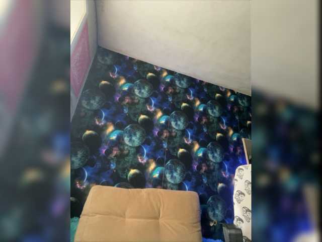 Live sex webcam photo for emoboy34 #276225040