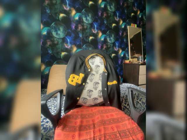 Live sex webcam photo for emoboy34 #276382139