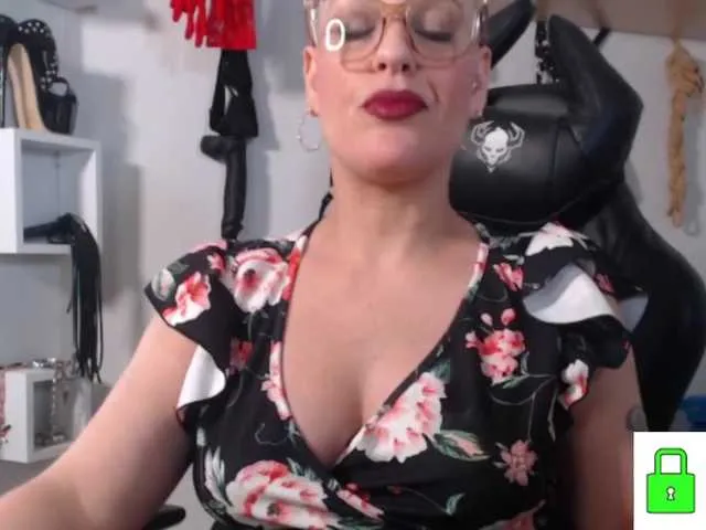 Live sex webcam photo for emprexkala #276218830