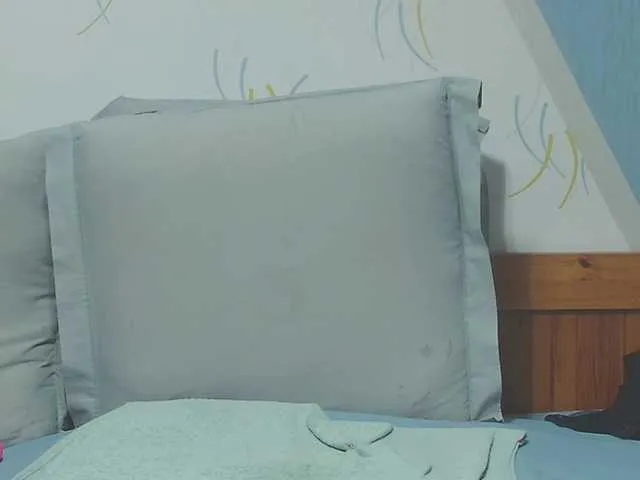 Live sex webcam photo for enchaleur76-1 #291287593