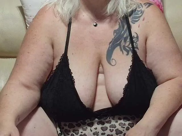 Live sex webcam photo for enchaleur76-1 #293958185