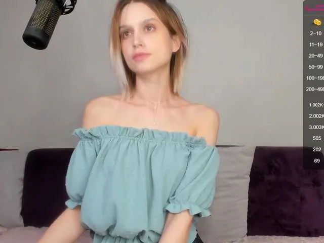 Live sex webcam photo for enchantressss #272800587