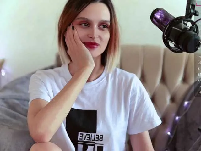 Live sex webcam photo for enchantressss #274156924