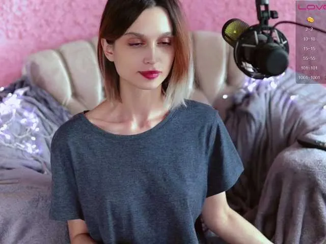 Live sex webcam photo for enchantressss #274389051