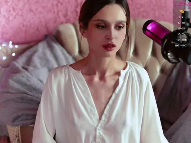 Live sex webcam photo for enchantressss #274406472