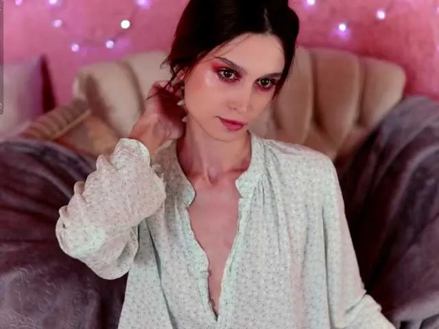 Live sex webcam photo for enchantressss #274816578