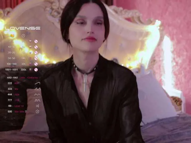 Live sex webcam photo for enchantressss #275505021