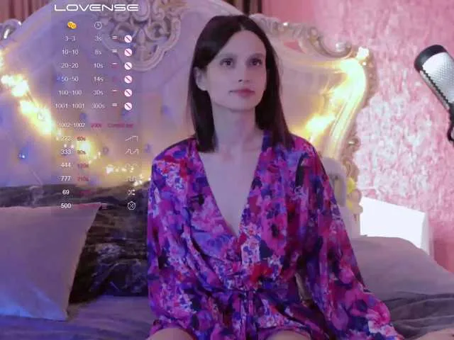 Live sex webcam photo for enchantressss #275550781