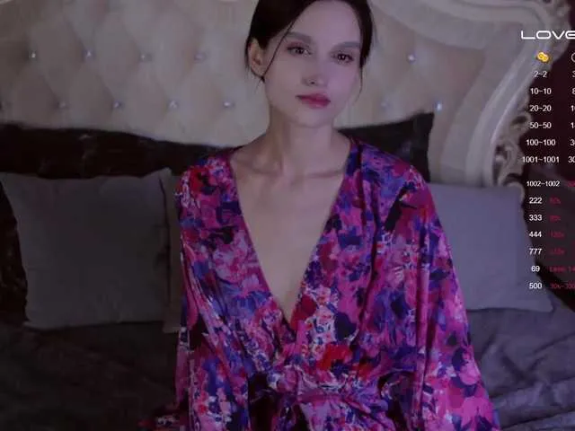 Live sex webcam photo for enchantressss #275586753