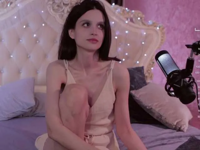 Live sex webcam photo for enchantressss #275921105