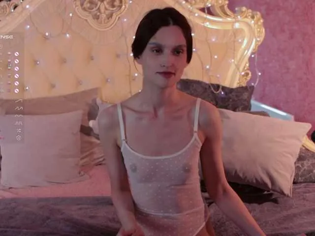 Live sex webcam photo for enchantressss #276095079